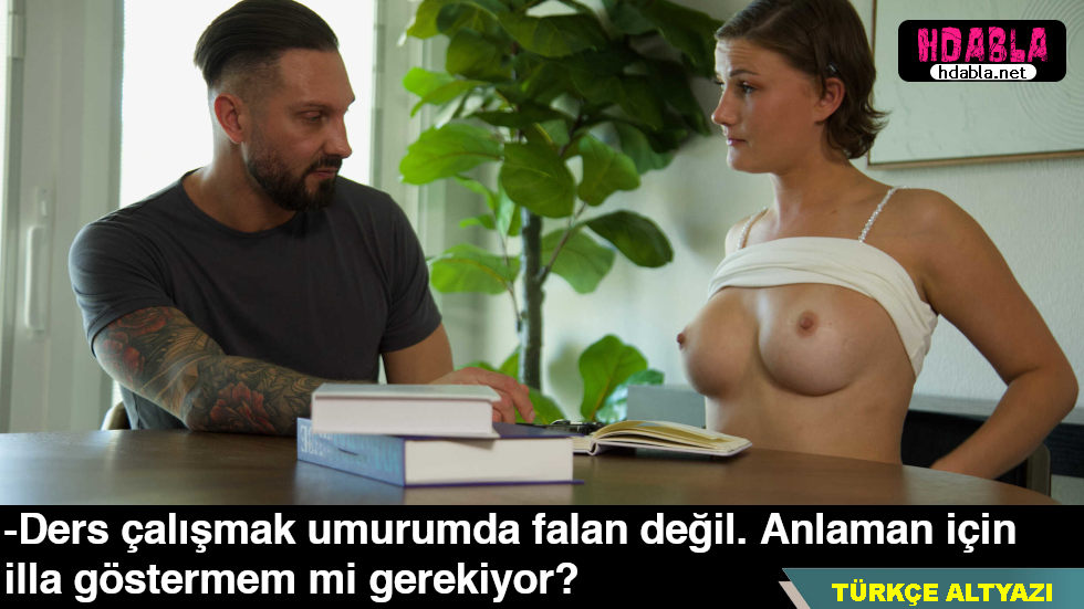 Özel ders aldığı arkadaşının abisine yavşadı göğüslerini açtı